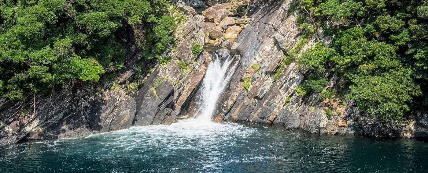 Mount Mocchom and Toroki Waterfall