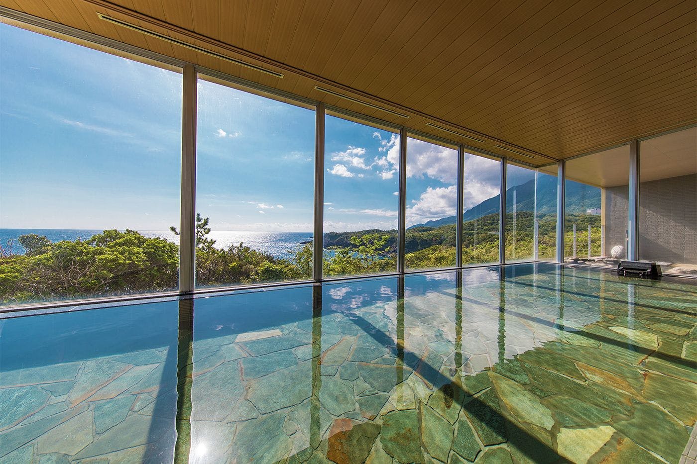 鹿児島県屋久島町の返礼品 samana hotel Yakushima(旧・ホテル 鹿児島県屋久島町の返礼品 samana hotel Yakushima(旧・ホテル