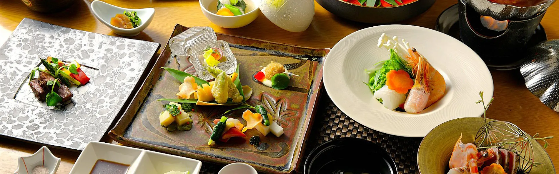 山もみじの宿 八芳園