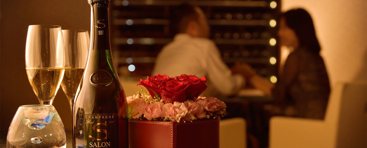 Ahli Omotenashi Meister tingkat S akan mendukung hari istimewa Anda! Kami menyediakan pengalaman terbaik untuk momen berharga Anda.