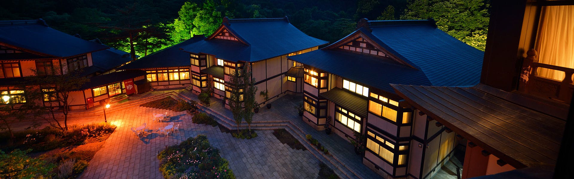 山の神温泉 優香苑】の空室状況を確認する
