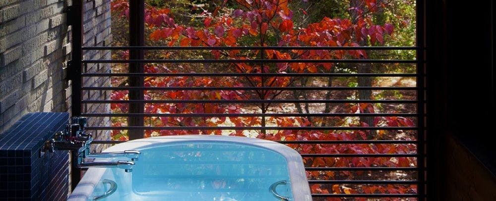 メゾネットタイプ限定の客室露天風呂