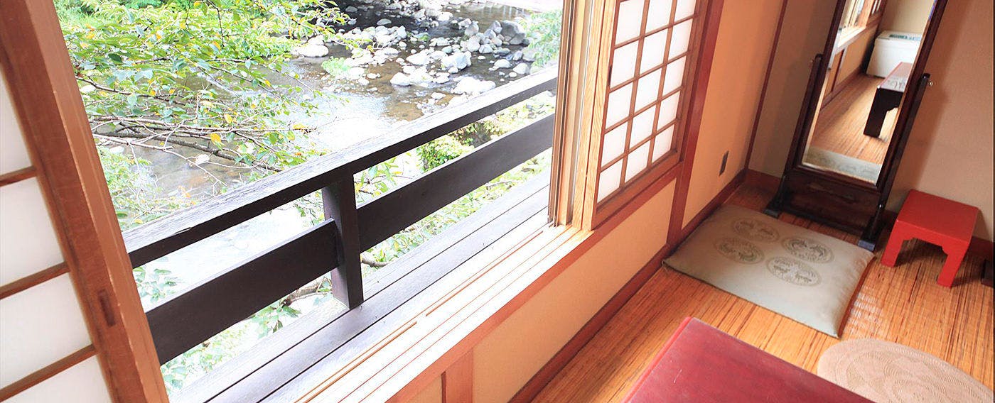 箱根湯本温泉 萬翠楼 福住