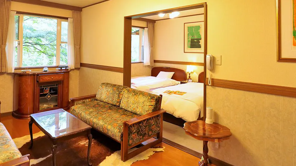 Petite Hotel C'est la Vie