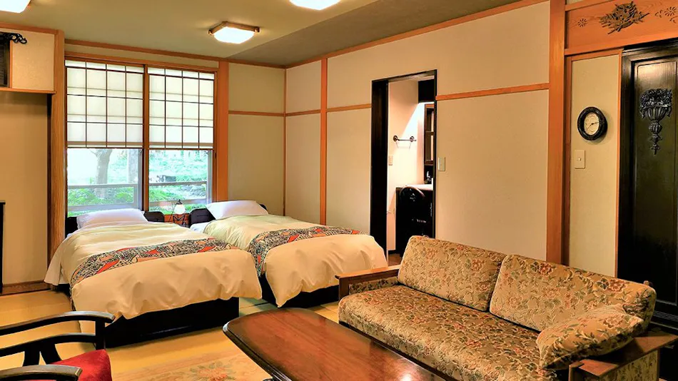 Petite Hotel C'est la Vie