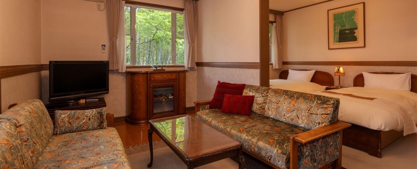 Petite Hotel C'est la Vie