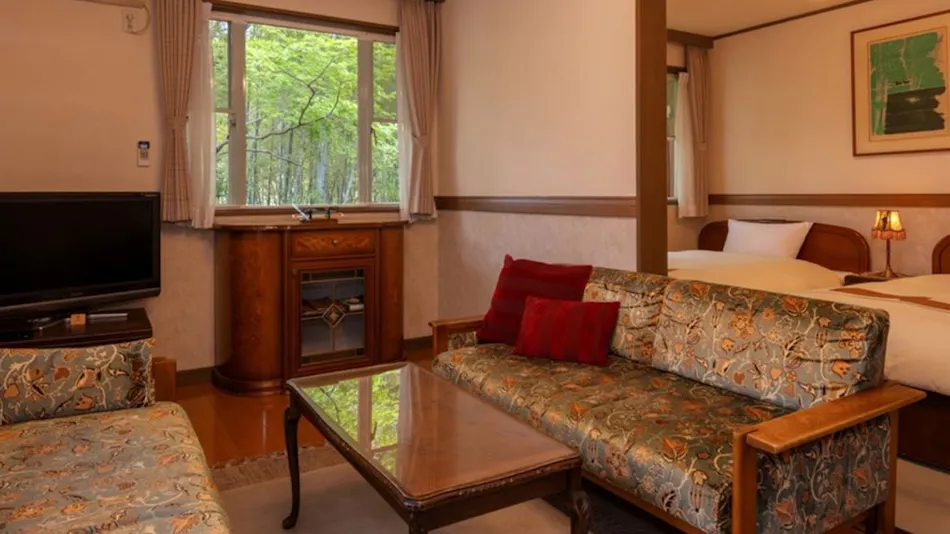 Petite Hotel C'est la Vie