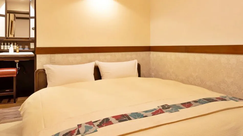 Petite Hotel C'est la Vie