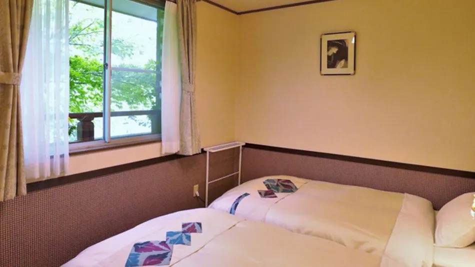 Petite Hotel C'est la Vie