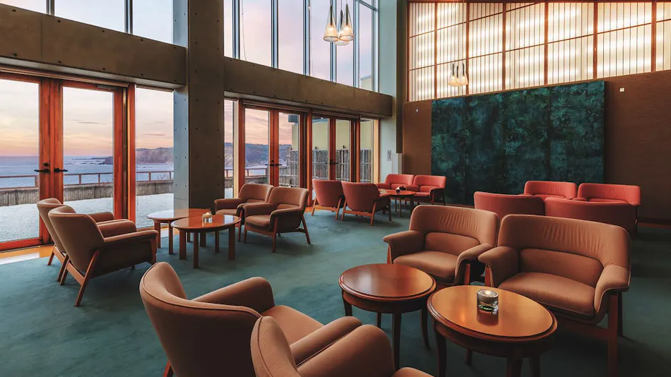 Seaside Sunset Inn Teisui - Spectacular Onsen Ryokan Overlooking Toga Bay, Oga Peninsula, Akita