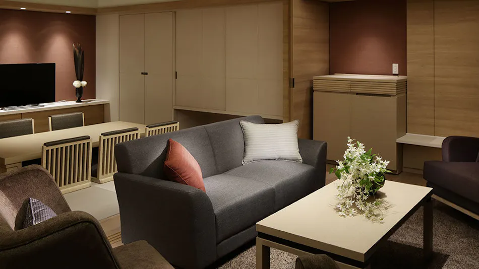 Kobe Minato Onsen Ren