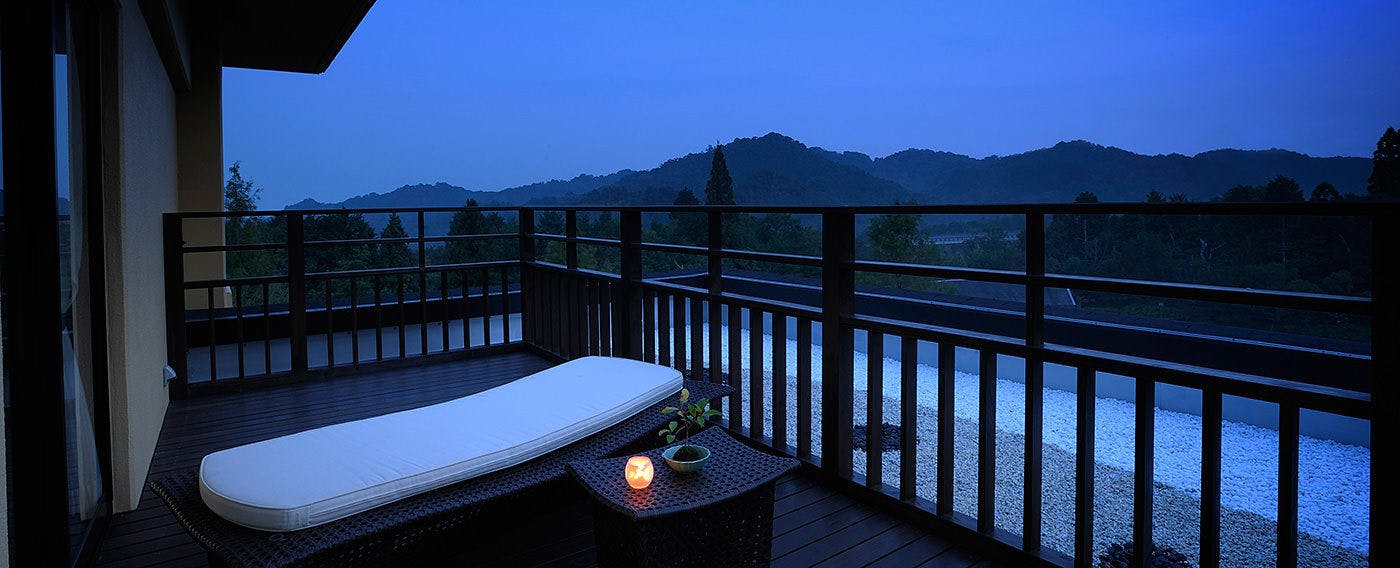 特別室：最上階のルーフガーデンで至福のひととき