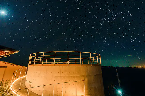 Menerangi bintang dengan harapan