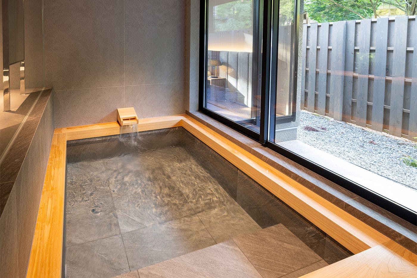 箱根リトリート villa 1/f(ワンバイエフ)