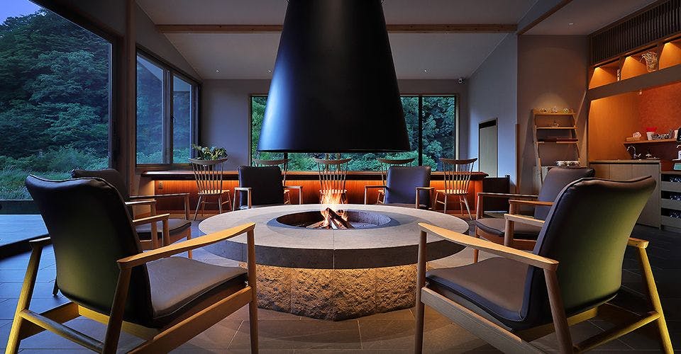 ロビーラウンジ