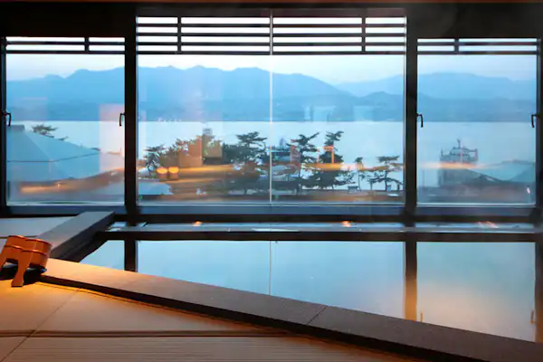 ห้องอาบน้ำสาธารณะ