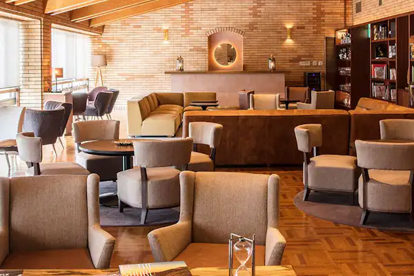 ร้านอาหาร "LIME KITCHEN"