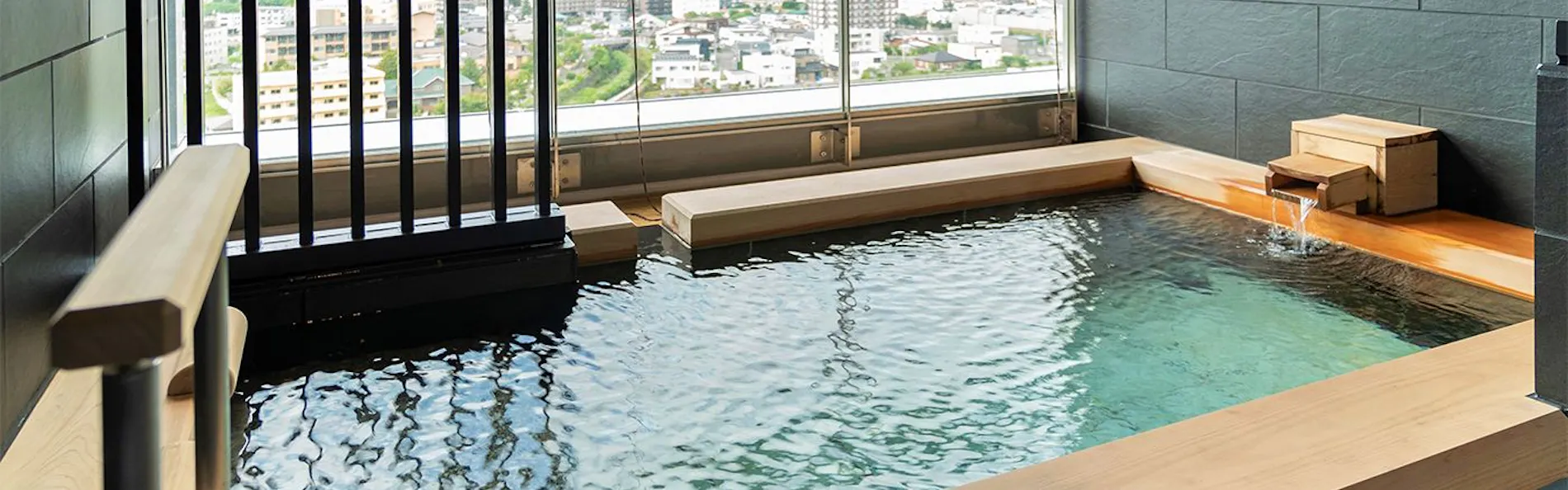 函館湯の川温泉 海と灯/ヒューイットリゾート