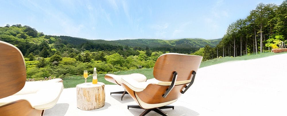 ラウンジガーデン