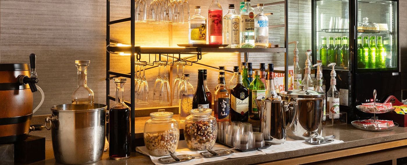 พรีเมียมเลานจ์