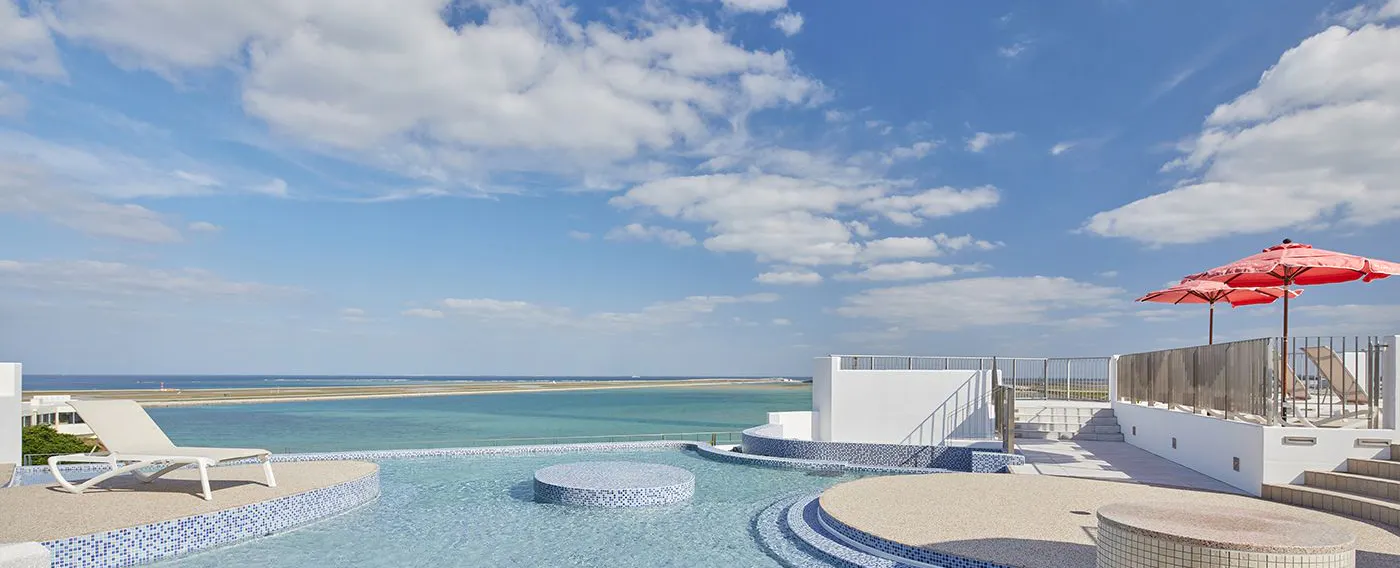 Mata air panas luar ruangan