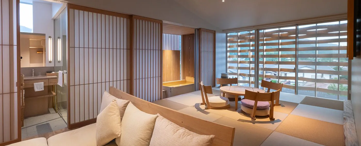 所有客房均配备温泉露天浴池的宽敞空间