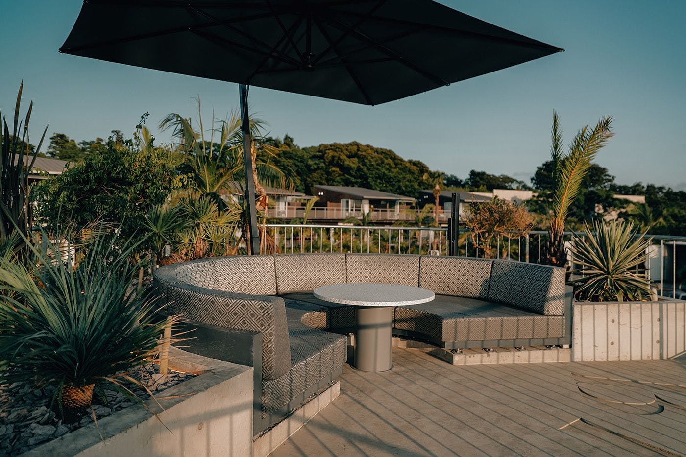 ROOFTOP SEAT