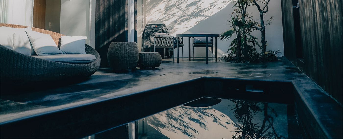 BOTANICAL POOL CLUB