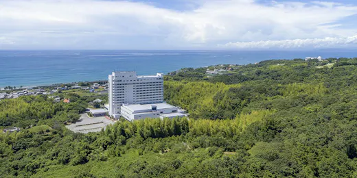 Mercure Kochi Tosa Resort & Spa
