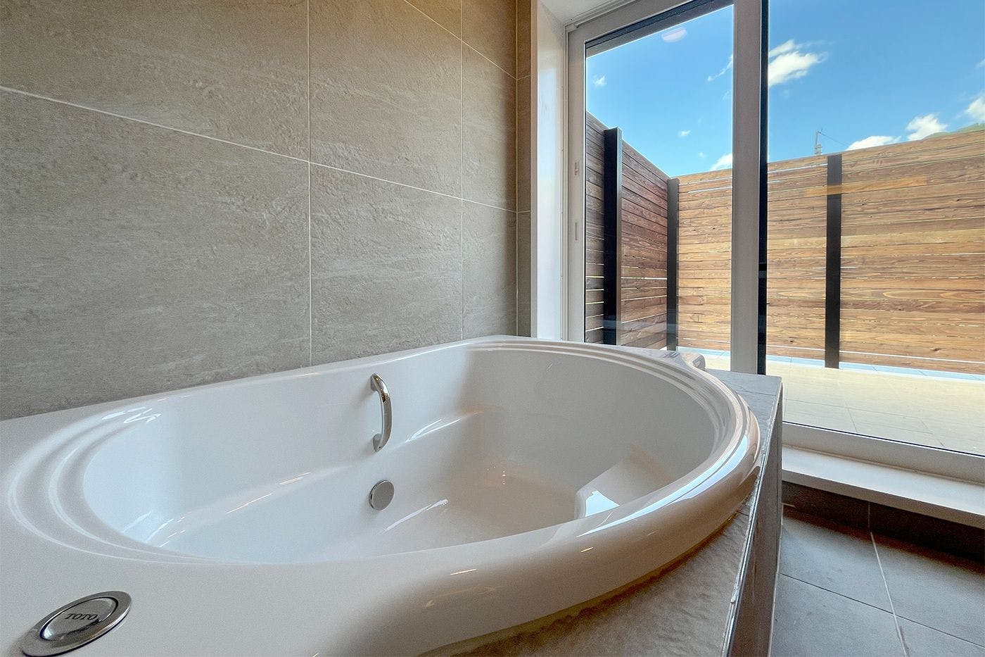 Hotel Shiori in the Forest of 100 Years