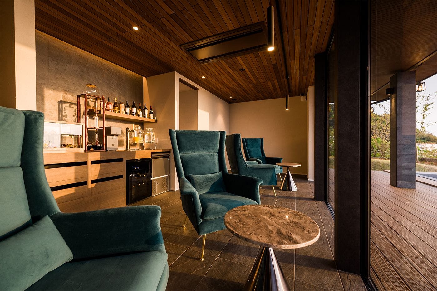 Terasi Melihat Matahari Terbenam