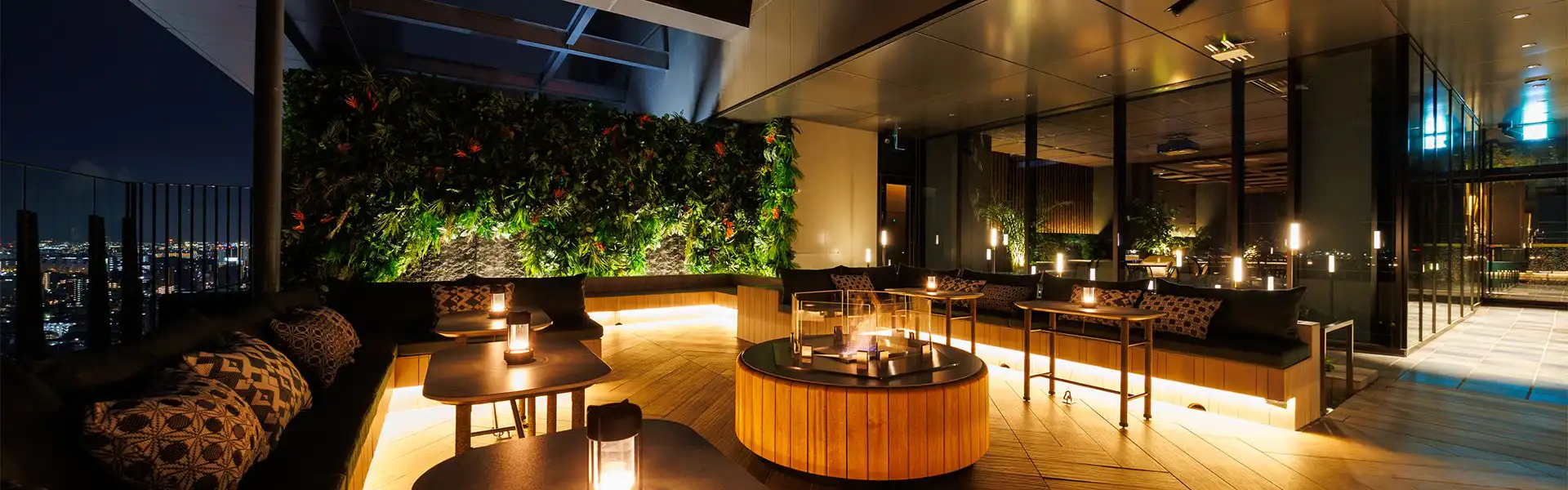 ルーフトップバー