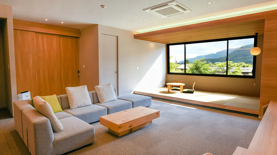 Reviving Mountains and Hometown: Aso Uchinomaki Onsen Sozankyo