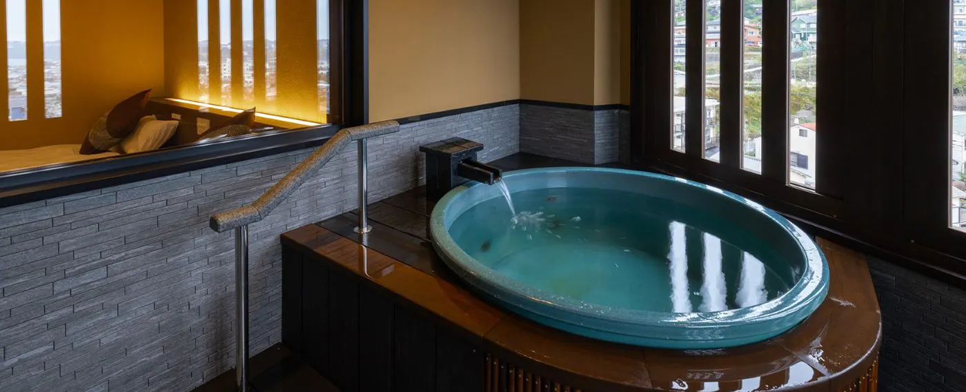 บ่อน้ำพุร้อนกลางแจ้ง