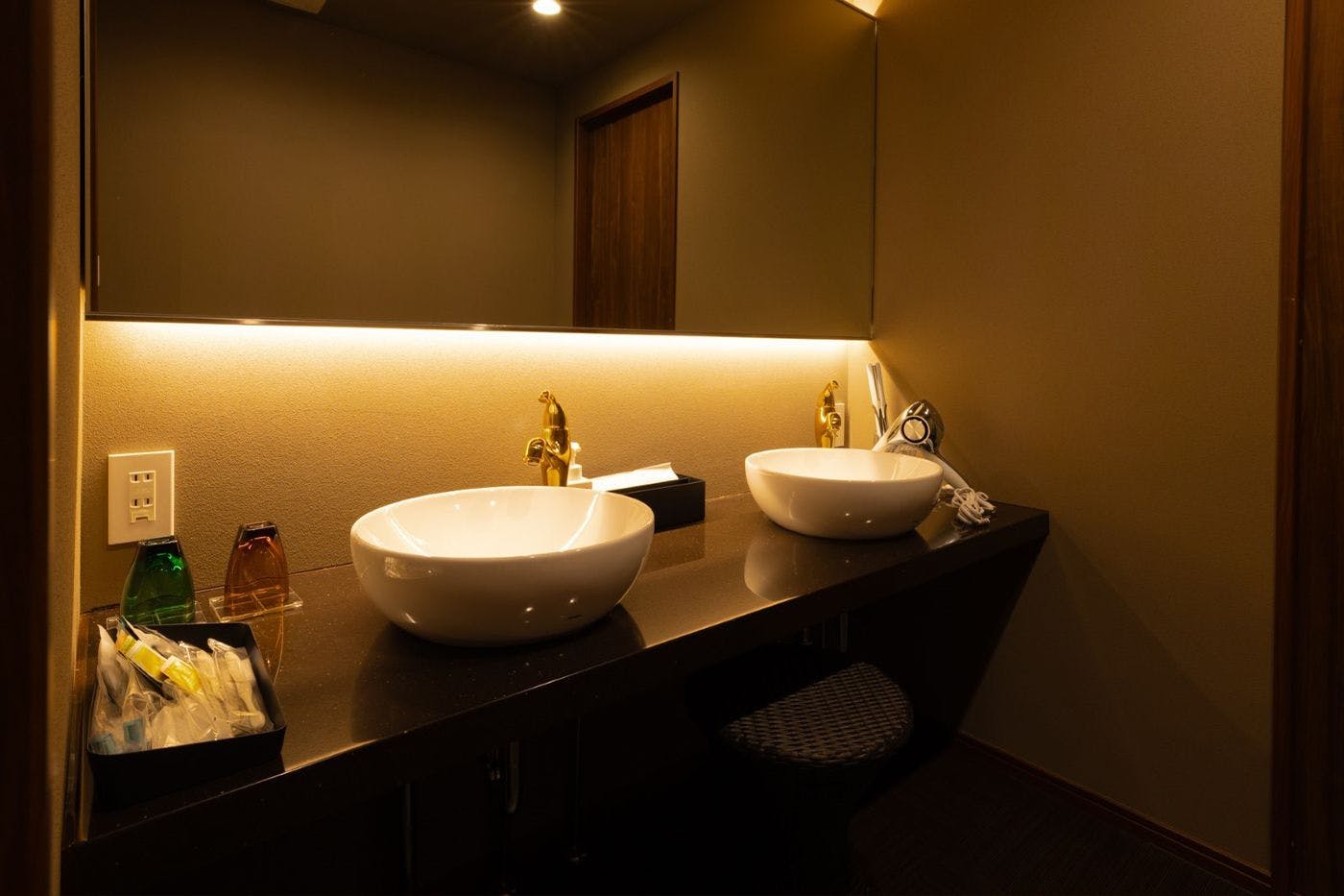 อ่างล้างหน้า