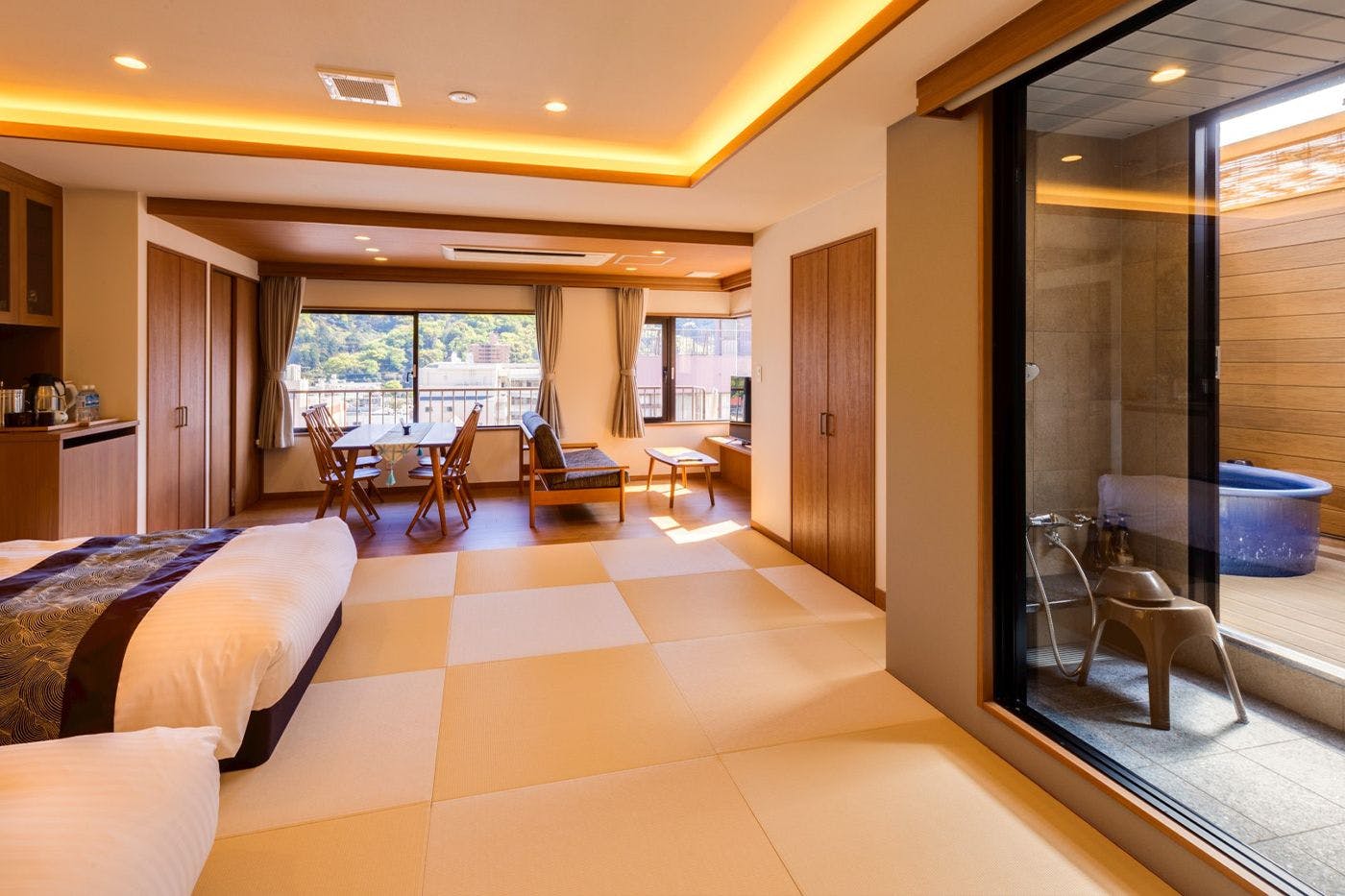 ห้องพักพร้อมอ่างอาบน้ำกลางแจ้ง