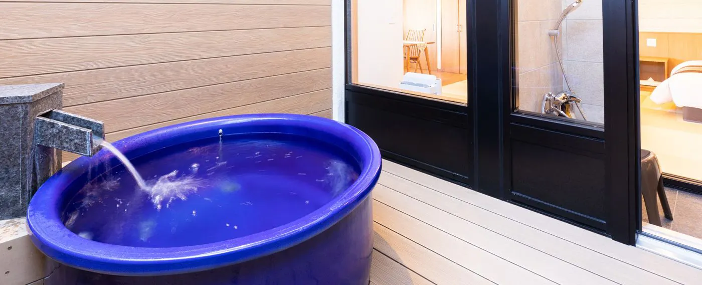 บ่อน้ำพุร้อนกลางแจ้ง