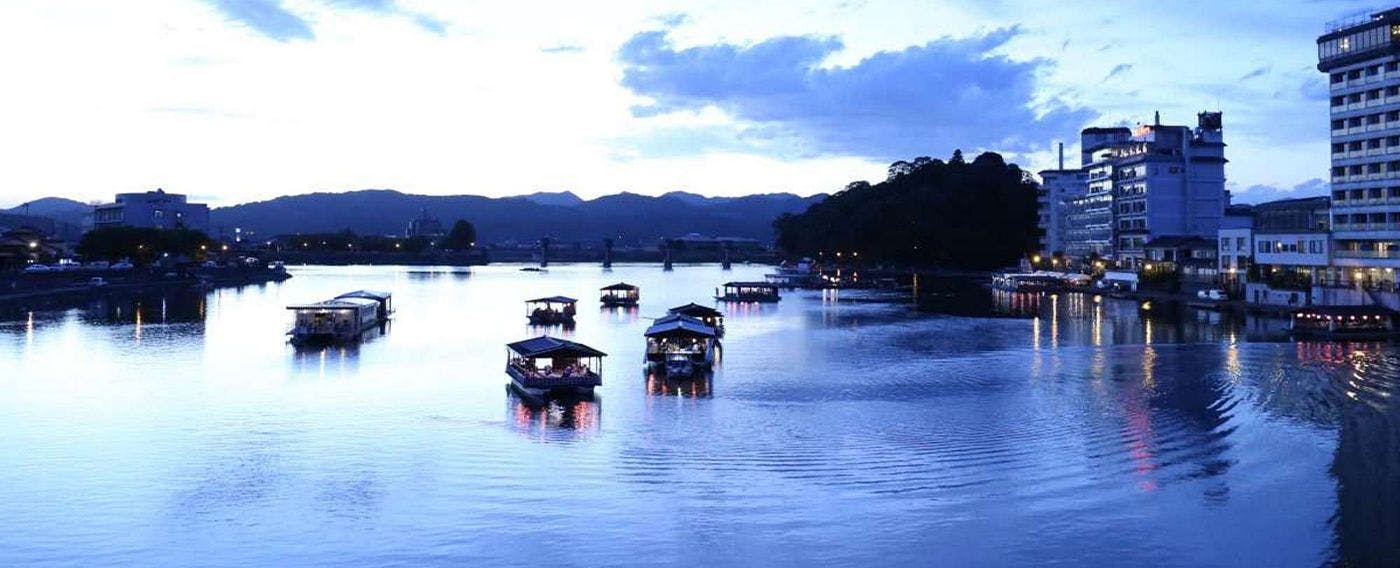 บริเวณโดยรอบ