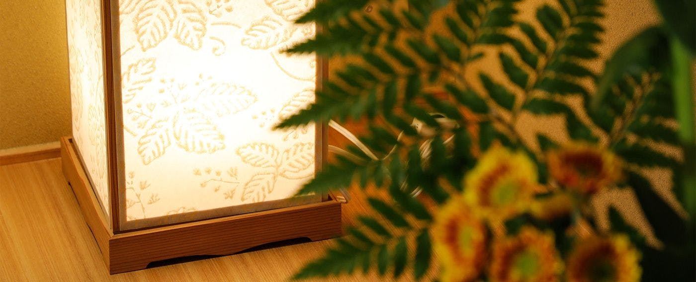 ไฟส่องสว่างภายในห้องพัก