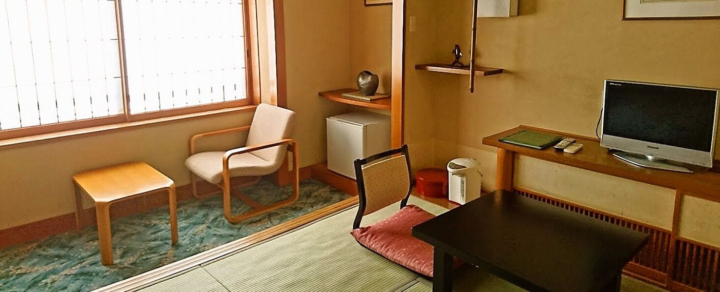 Tokiwokazaderu Yado Wakaba Ryokan