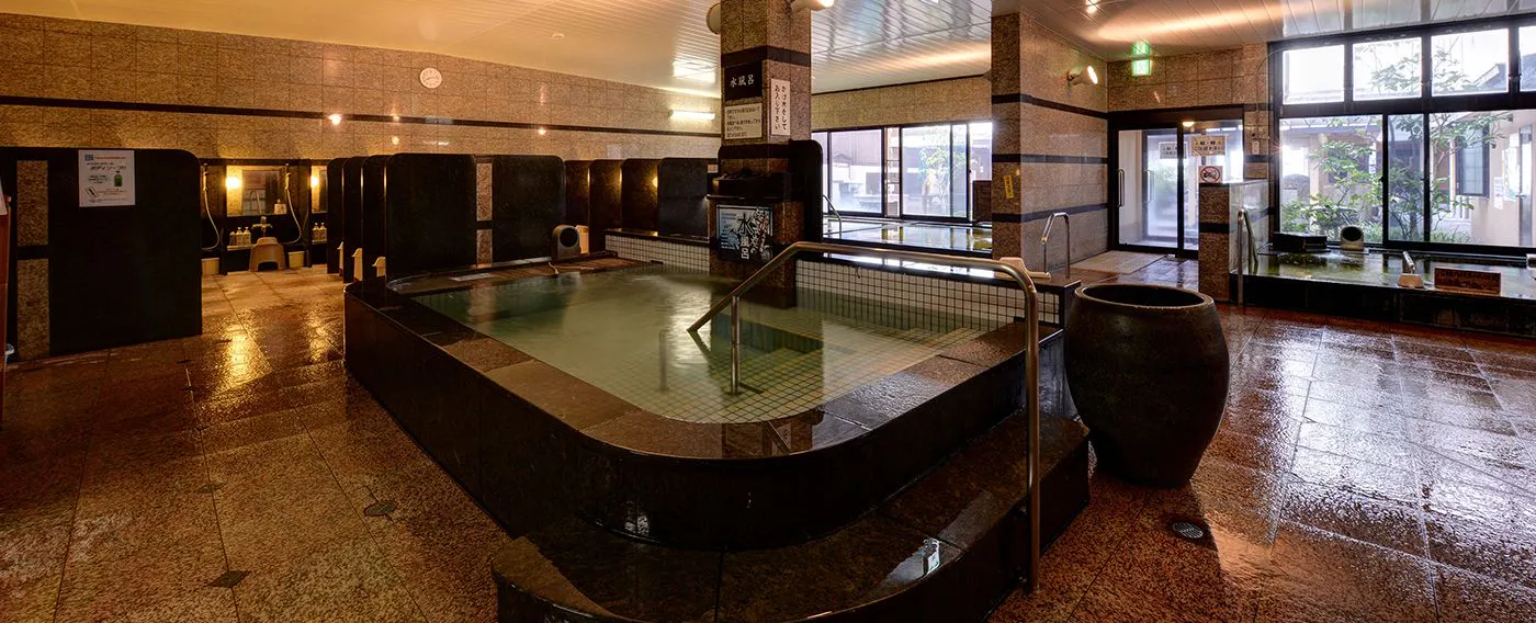 Bath (Agaryanse, Large Public Bath, Male)