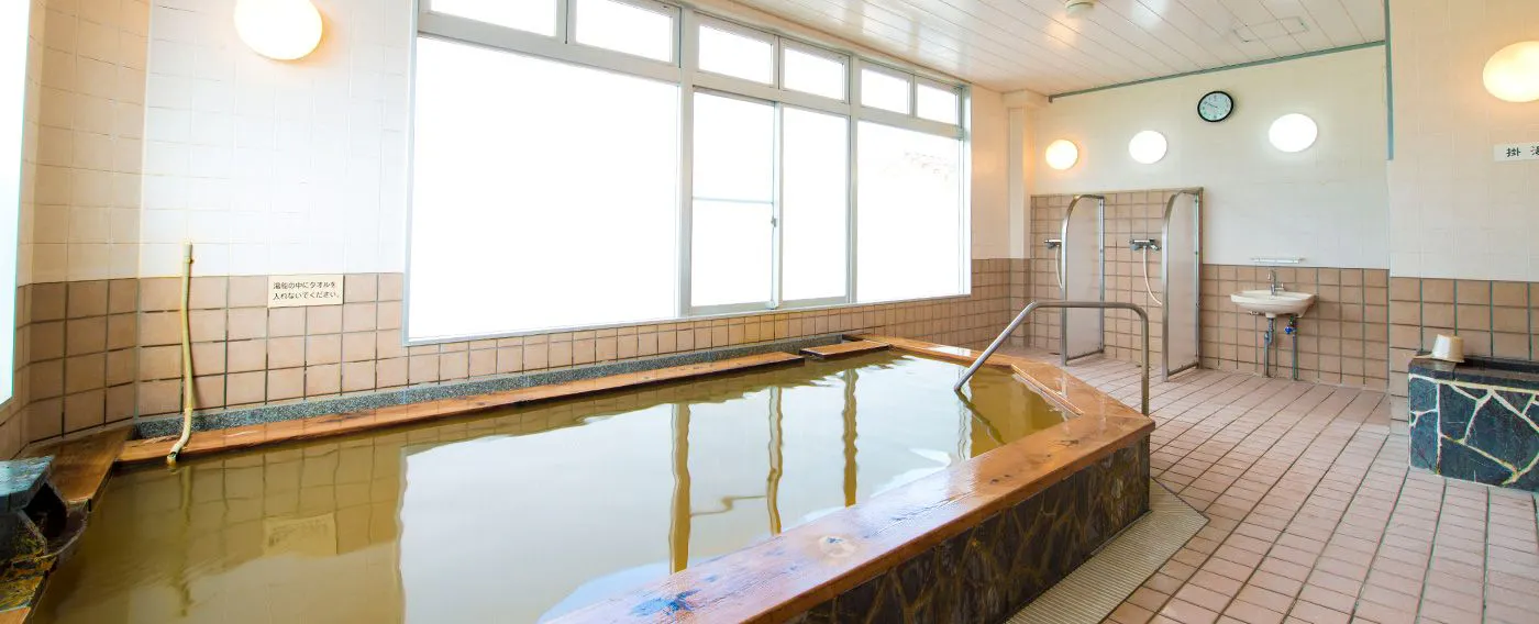 อ่างอาบน้ำในร่ม