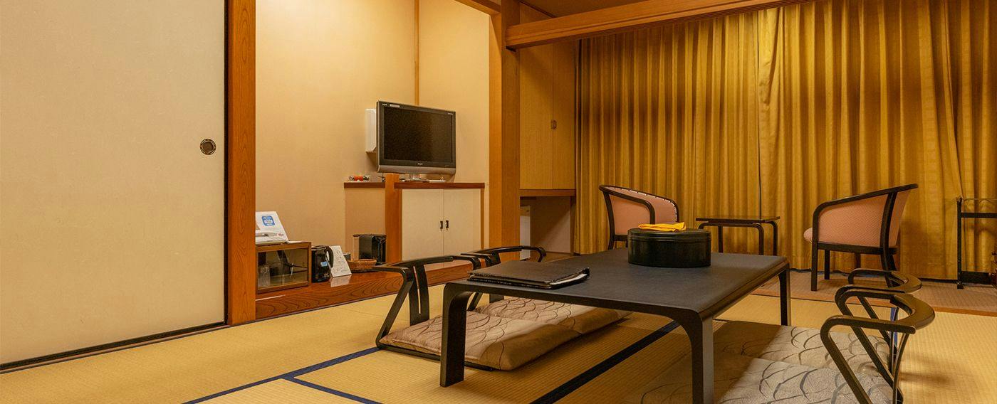 Royal Tainai Park Hotel