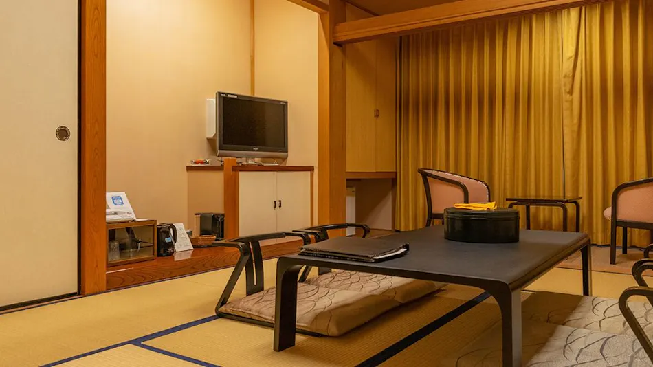 Royal Tainai Park Hotel