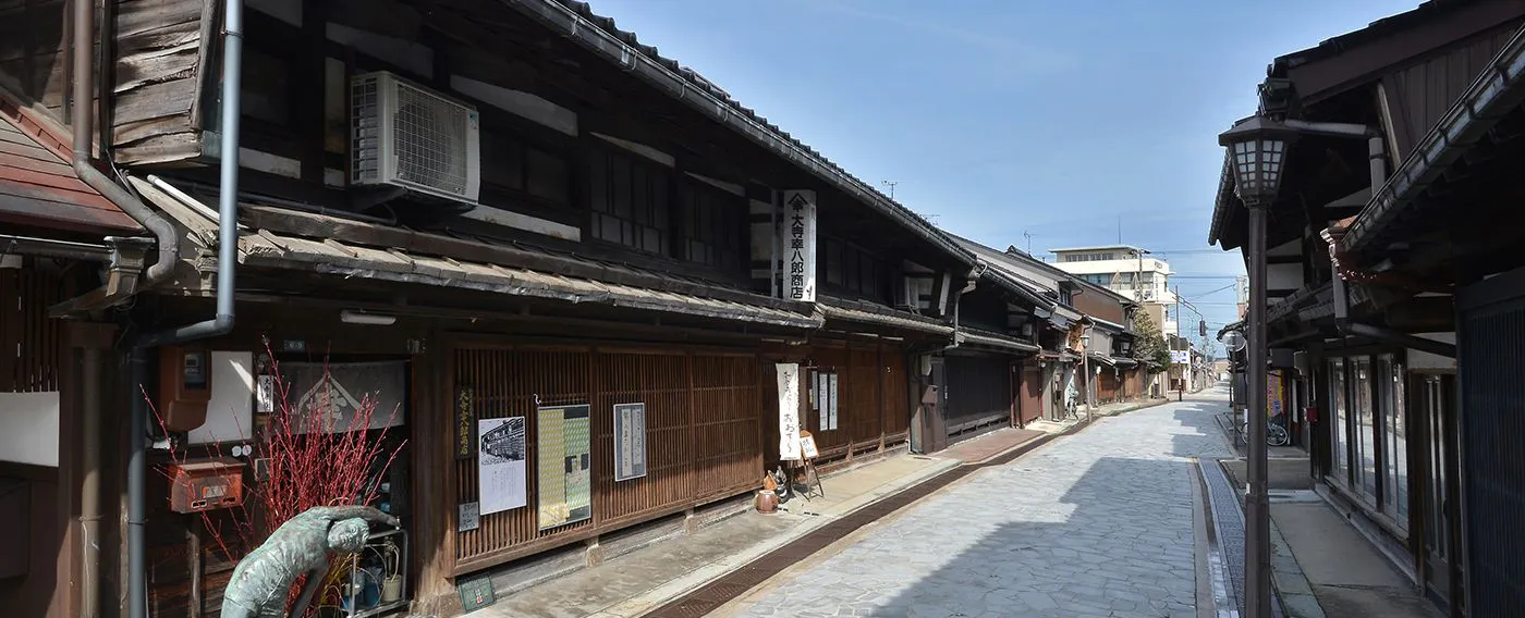 สถานที่ท่องเที่ยวใกล้เคียง