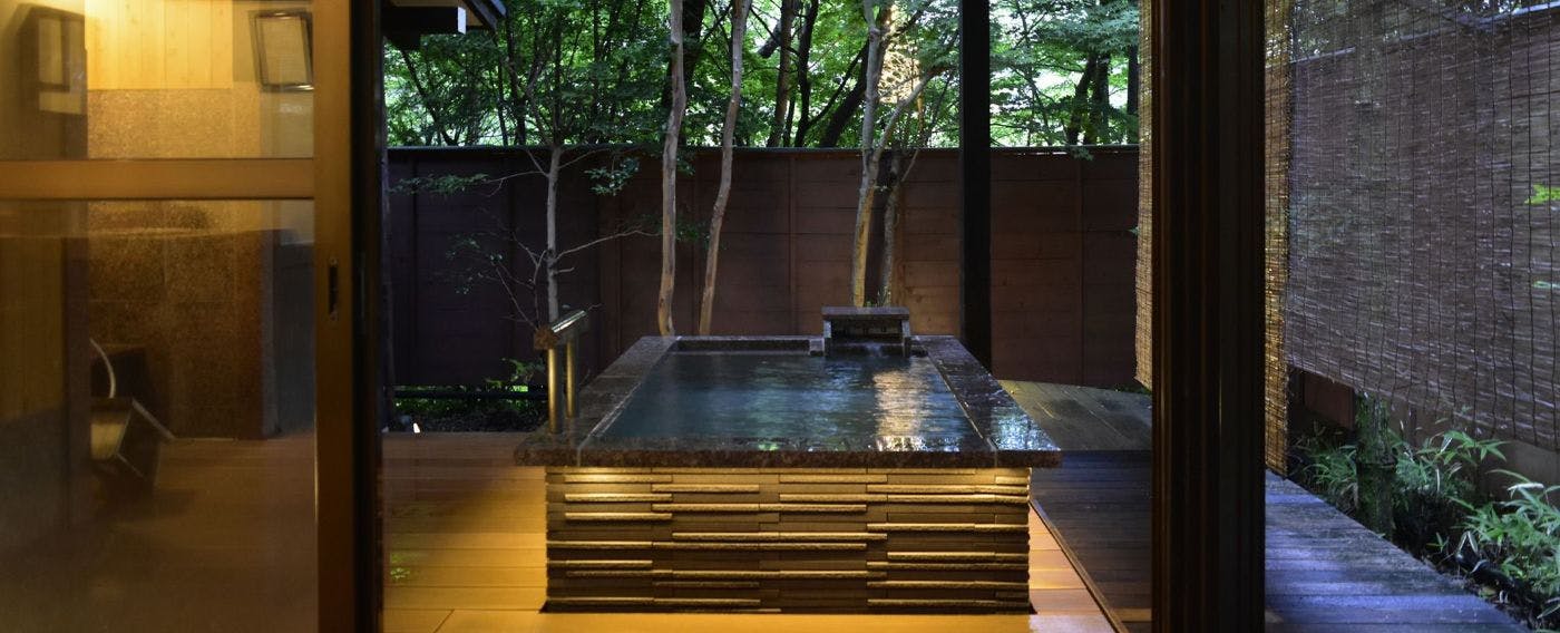 临庭园的独立包租浴池「ほおずき亭」黄昏