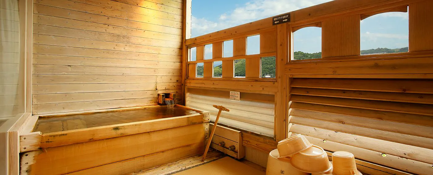 Kamar mandi terbuka pribadi