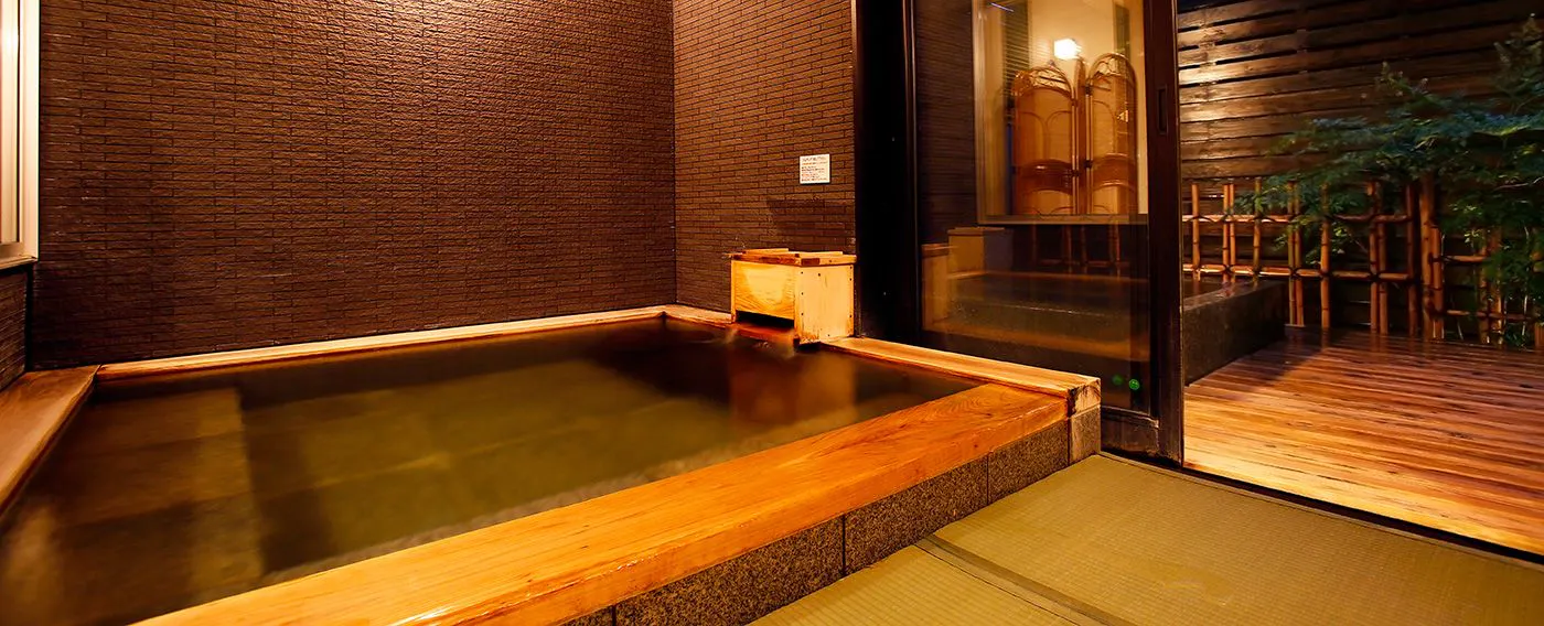 Kamar mandi terbuka pribadi