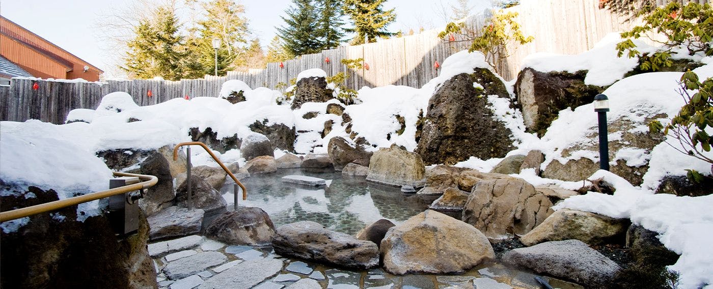 ออนเซ็นกลางแจ้ง ฤดูหนาว