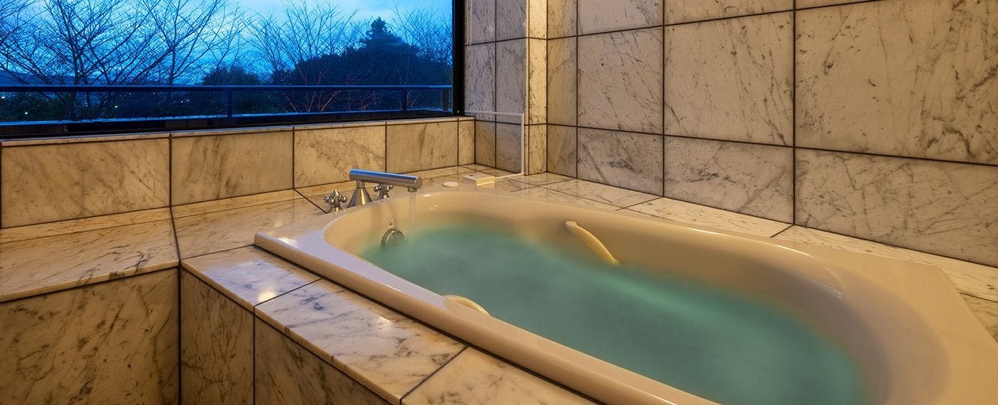 ห้องอาบน้ำส่วนตัวพร้อมวิว